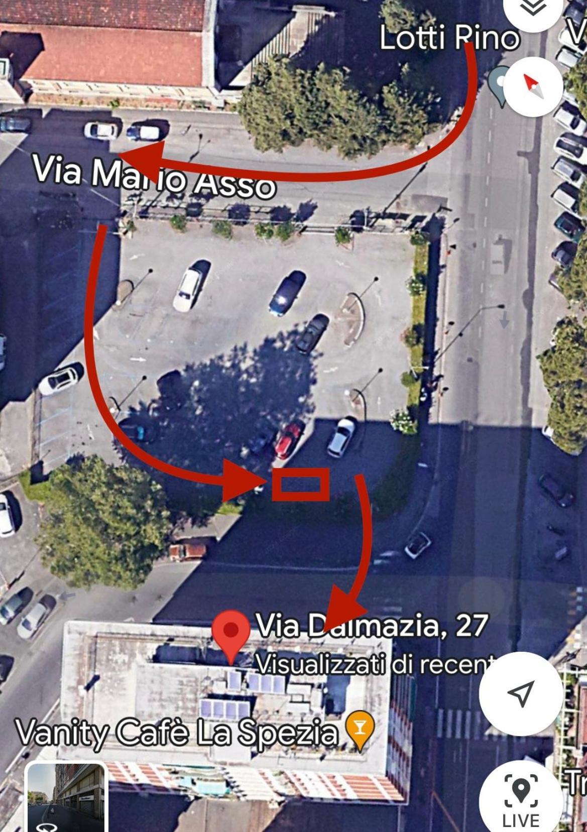 Bilocale Con Posto Auto La Chicca Del Golfo Apartment La Spezia Bagian luar foto